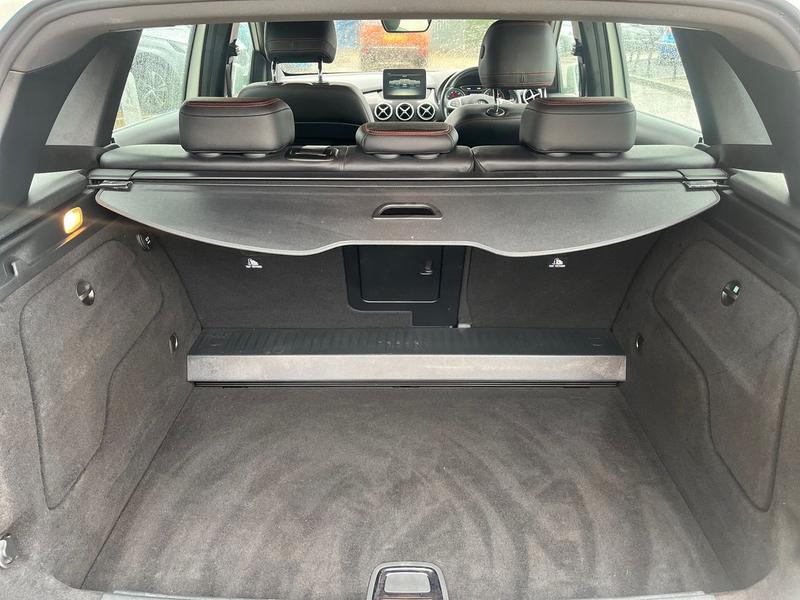 Used Mercedes-Benz B Class 2016 for sale - 76504602: Photo 18