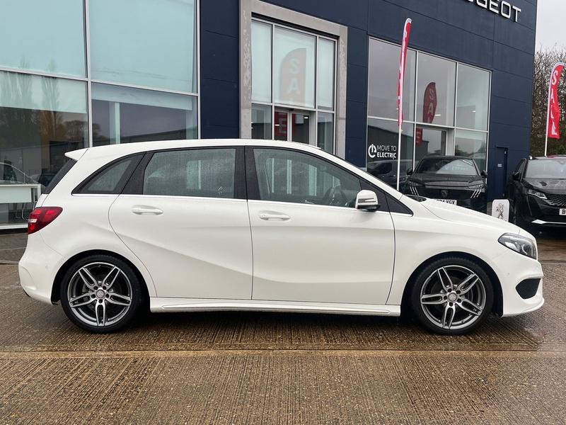 Used Mercedes-Benz B Class 2016 for sale - 76504602: Photo 2