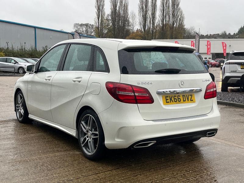 Used Mercedes-Benz B Class 2016 for sale - 76504602: Photo 5