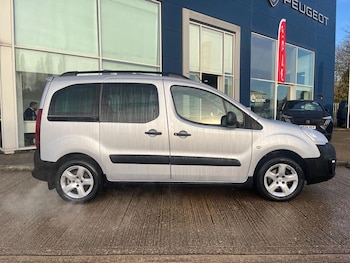 Used Peugeot Partner Tepee 2017 for sale - 76494679: Photo