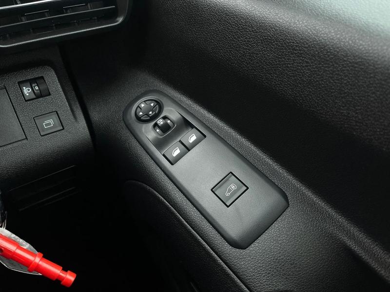 Used Peugeot Partner 2025 for sale - 76302691: Photo 25
