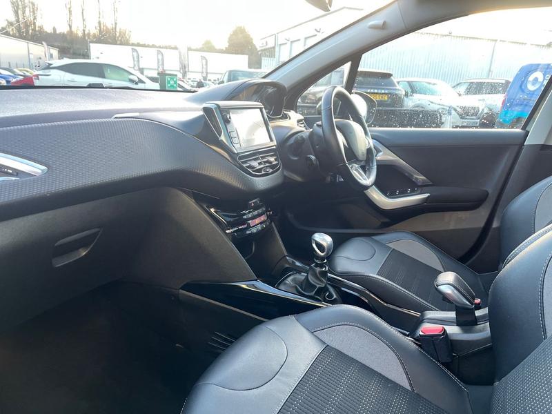 Used Peugeot 2008 2019 for sale - 77005989: Photo 15