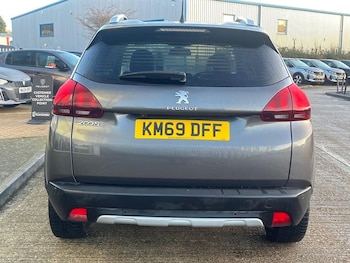 Used Peugeot 2008 2019 for sale - 77005989: Photo