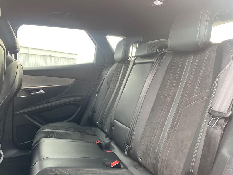 Used Peugeot 3008 2021 for sale - 76500701: Photo 17