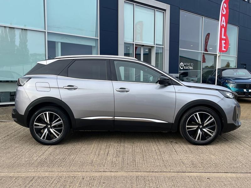 Used Peugeot 3008 2021 for sale - 76500701: Photo 2