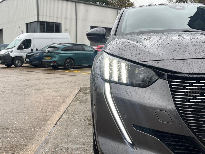 Used Peugeot 208 2022 for sale - 76494536: Photo 21