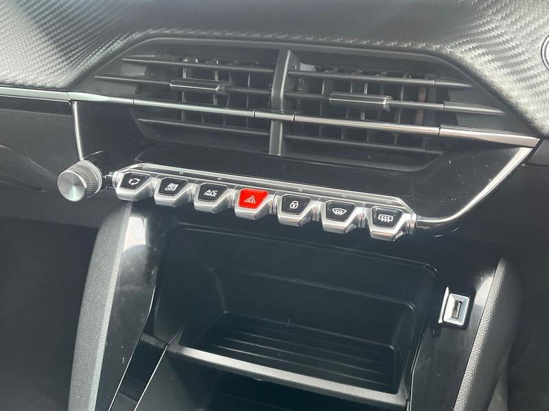 Used Peugeot 208 2022 for sale - 76302748: Photo 23