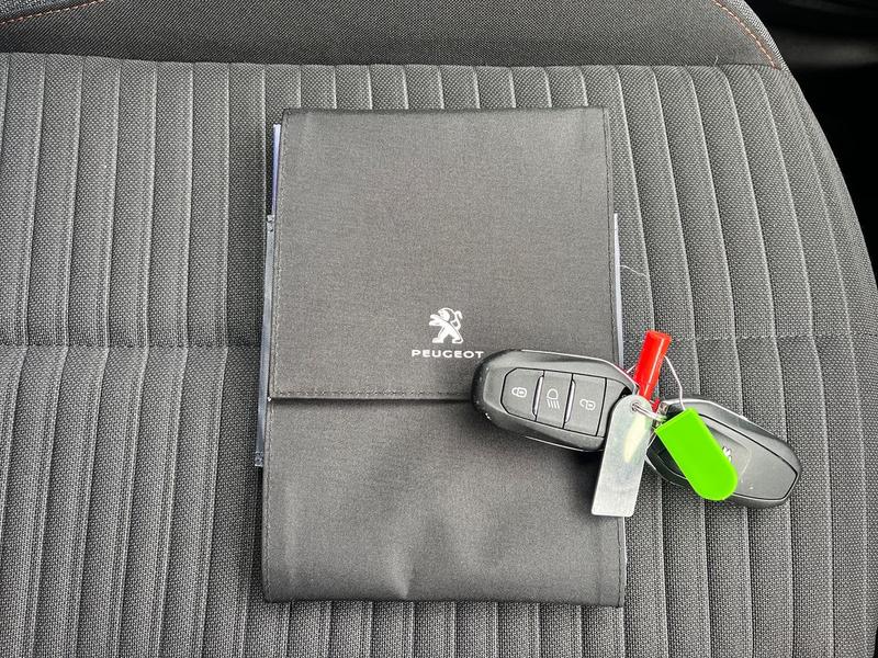 Used Peugeot 208 2022 for sale - 76302748: Photo 27