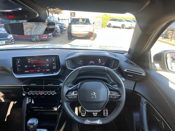 Used Peugeot 2008 2023 for sale - 76244860: Photo 12