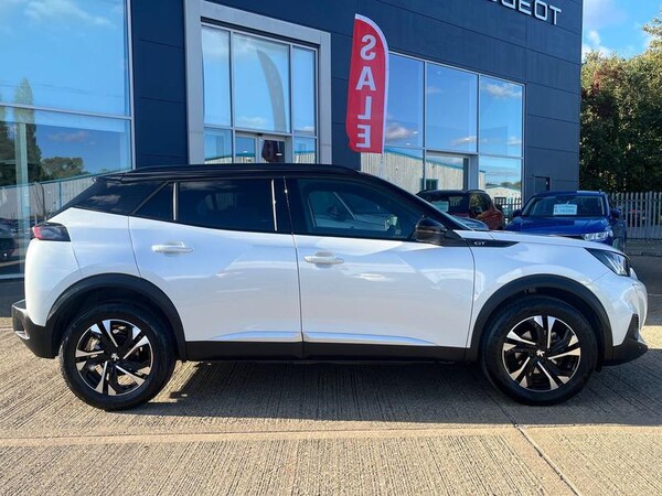 Used Peugeot 2008 2023 for sale - 76244860: Photo 2