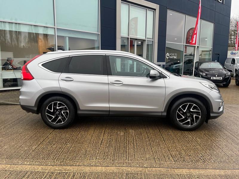 Used Honda CR-V 2017 for sale - 77006146: Photo 2