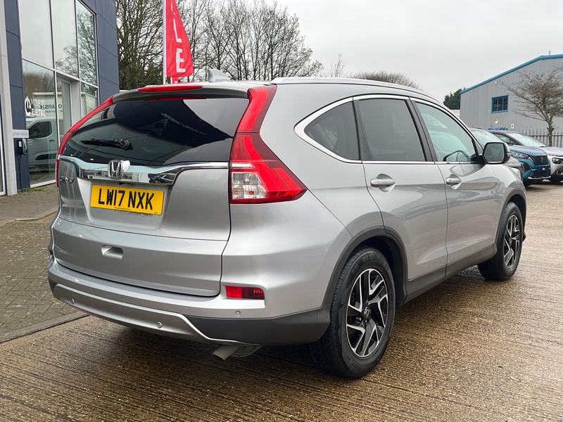 Used Honda CR-V 2017 for sale - 77006146: Photo 3