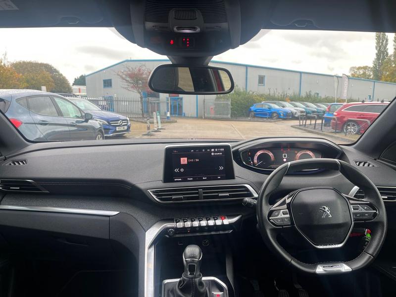 Used Peugeot 3008 2020 for sale - 76302793: Photo 11