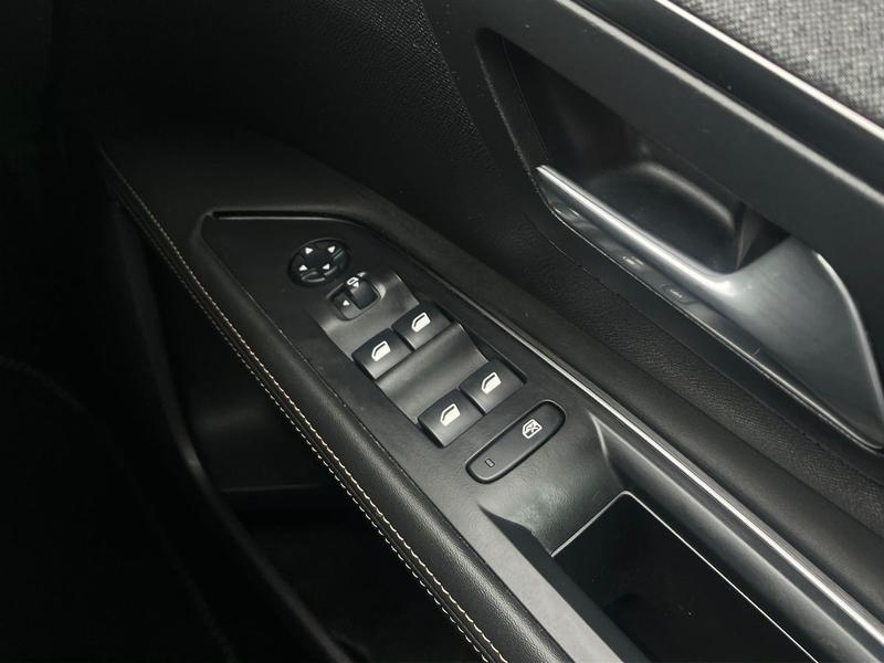 Used Peugeot 3008 2020 for sale - 76302793: Photo 25