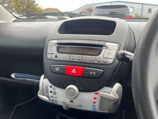 Used Peugeot 107 2012 for sale - 76302738: Photo 19