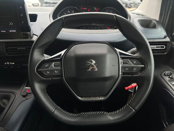 Used Peugeot Rifter 2018 for sale - 76222561: Photo 13