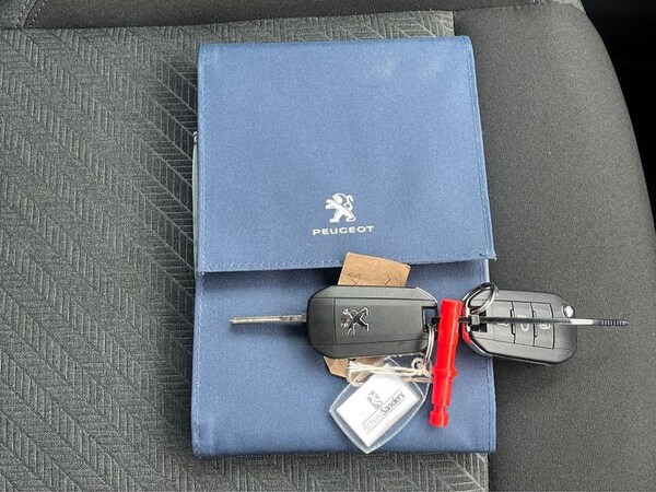Used Peugeot Rifter 2018 for sale - 76222561: Photo 27