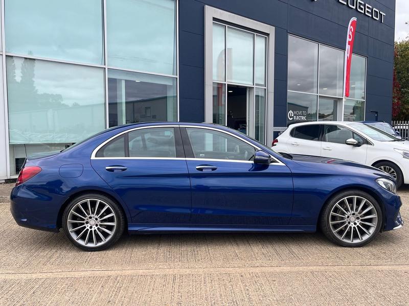 Used Mercedes-Benz C Class 2017 for sale - 76172624: Photo 2