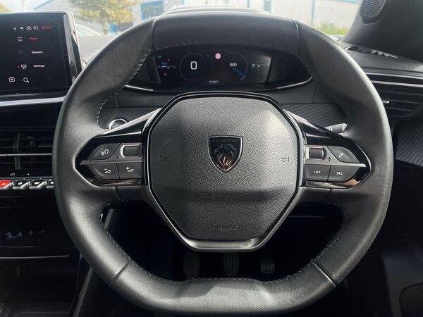Used Peugeot 2008 2023 for sale - 76266153: Photo 13