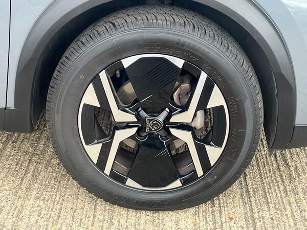 Used Peugeot 2008 2023 for sale - 76266153: Photo 9