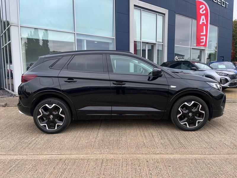 Used Vauxhall Grandland 2022 for sale - 76222695: Photo 2