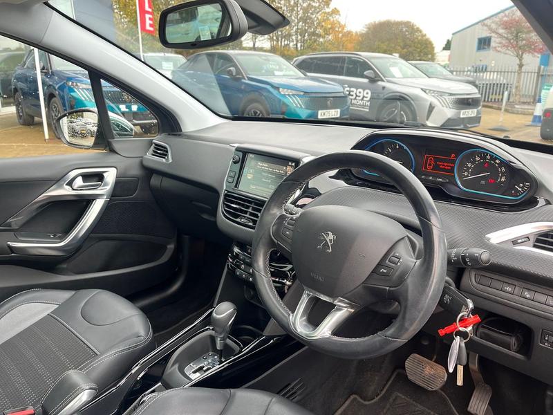 Used Peugeot 2008 2016 for sale - 76488604: Photo 10