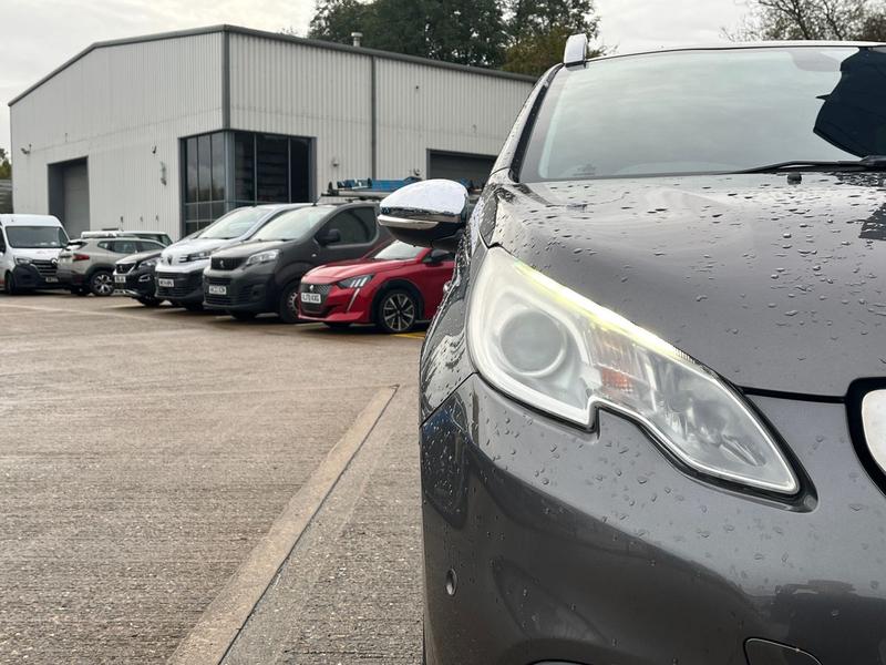 Used Peugeot 2008 2016 for sale - 76488604: Photo 21