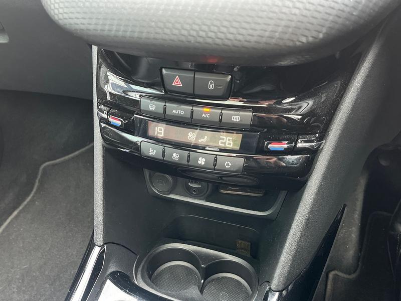 Used Peugeot 2008 2016 for sale - 76488604: Photo 23