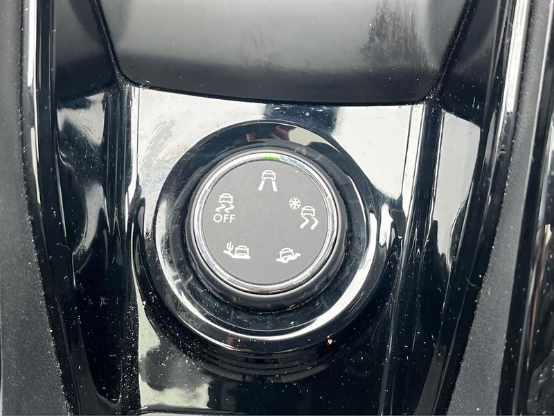 Used Peugeot 2008 2016 for sale - 76488604: Photo 25