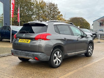 Used Peugeot 2008 2016 for sale - 76488604: Photo