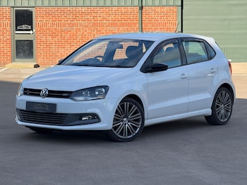 Used Volkswagen Polo 2016 for sale - 78141481: Photo
