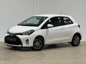 Used Toyota Yaris 2015 for sale - 78416949: Photo