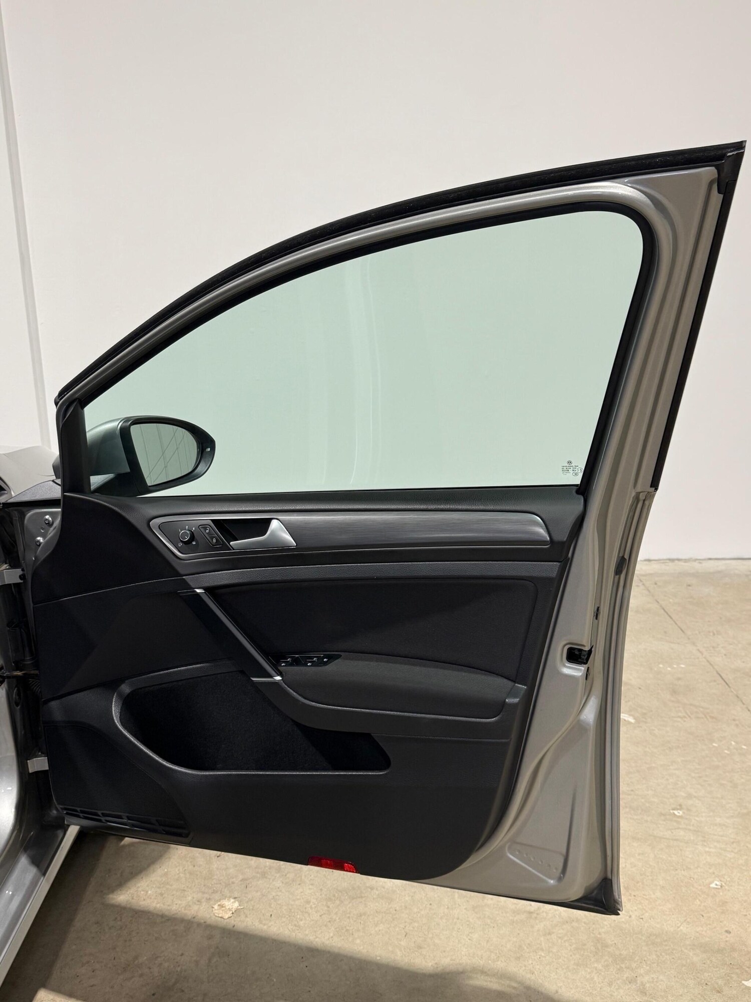 Used Volkswagen Golf for sale - 78018826: Photo 38