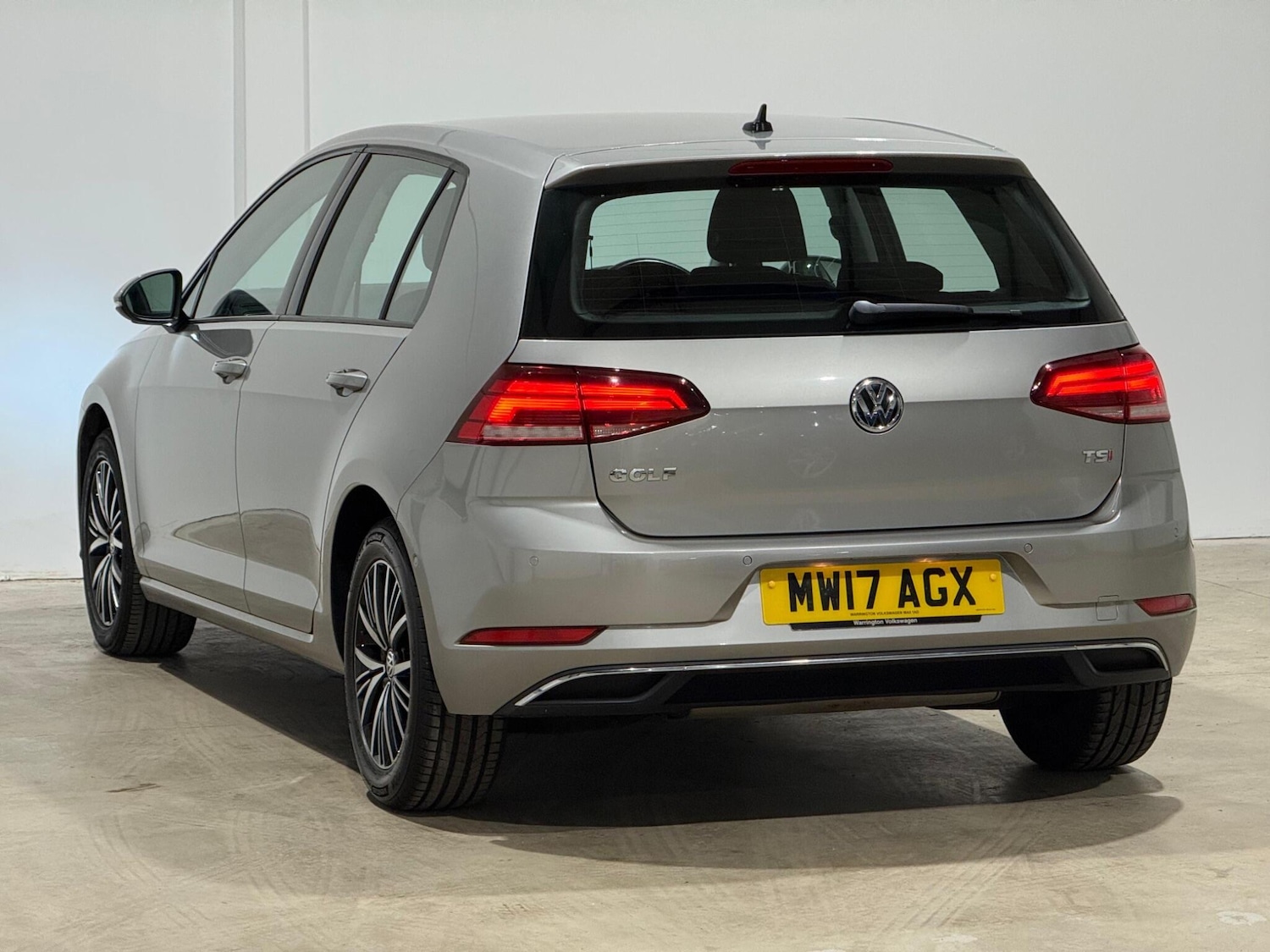 Used Volkswagen Golf for sale - 78018826: Photo 4