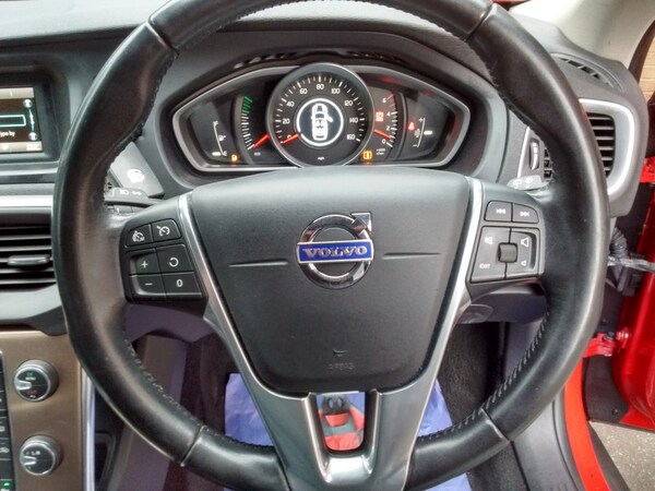 Used Volvo V40 Cross Country 2015 for sale - 75661986: Photo 17
