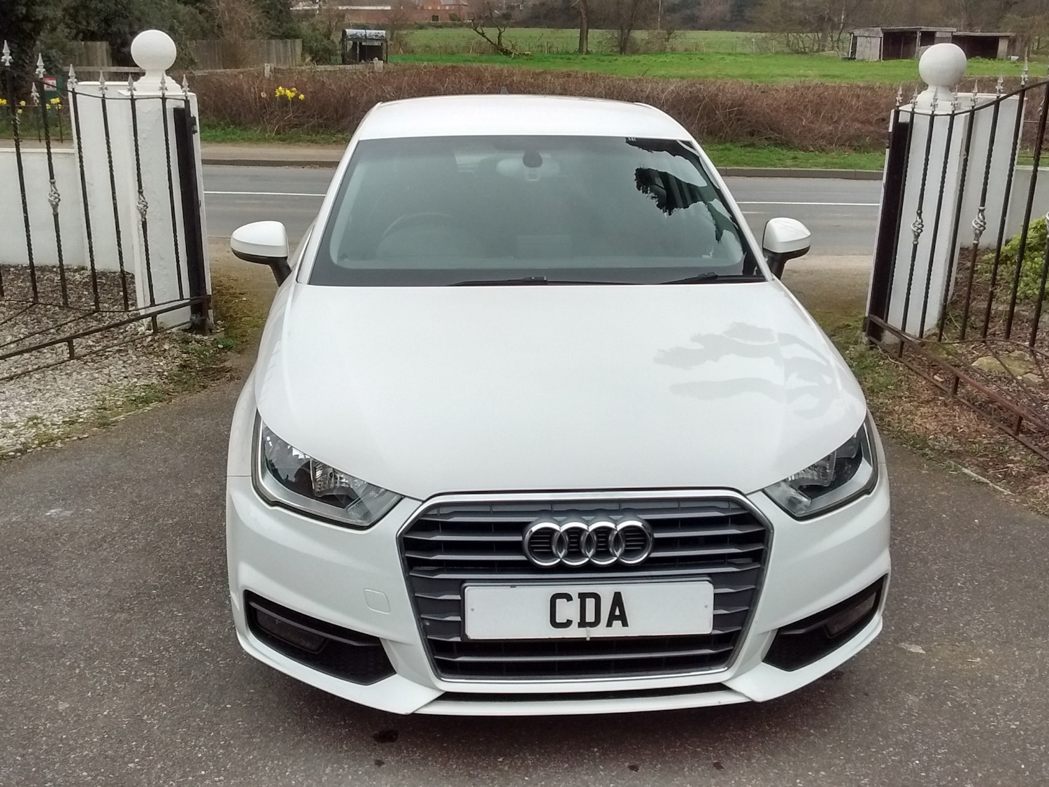 Used Audi A1 2015 for sale - 77804071: Photo 2