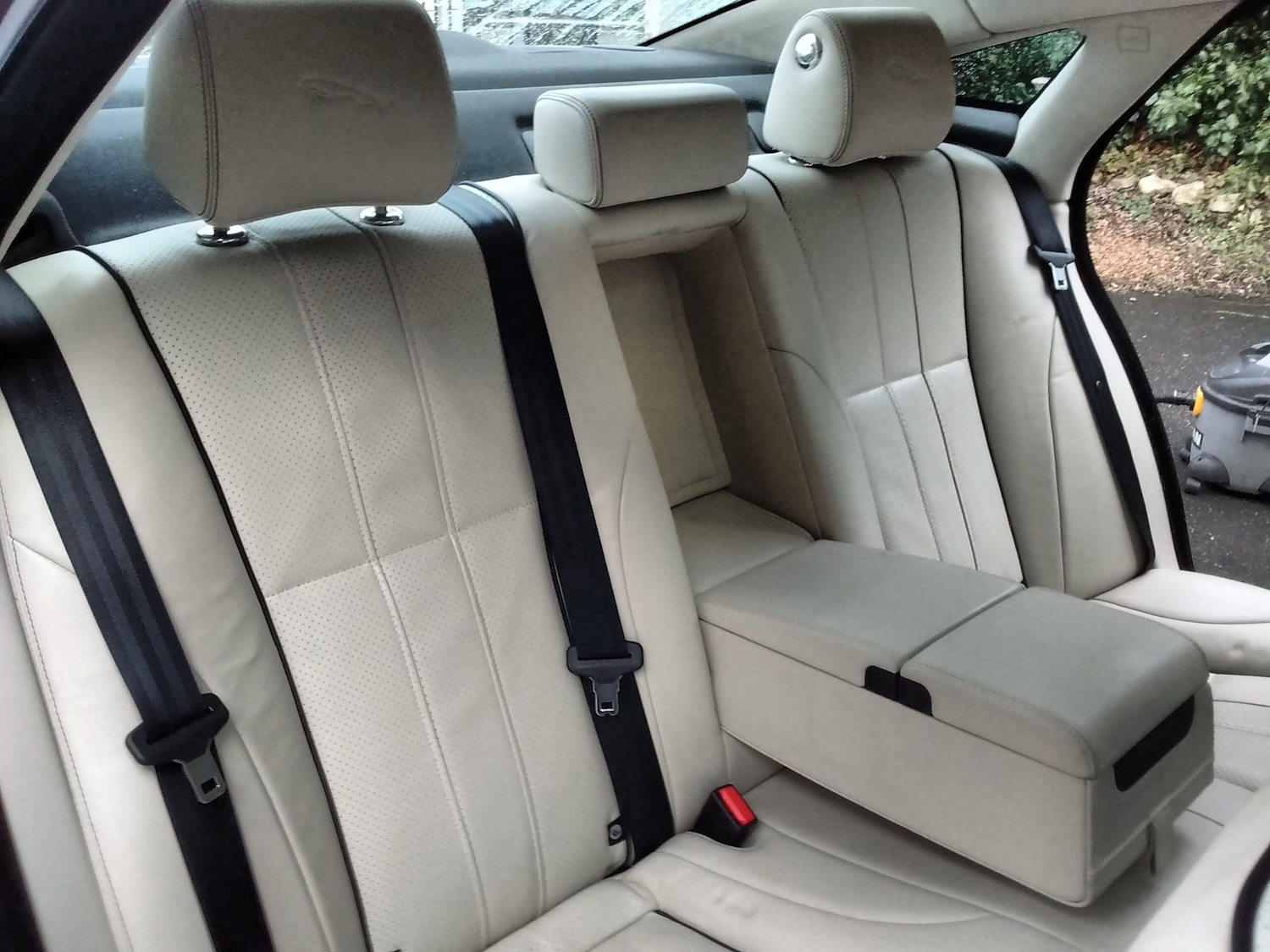 Used Jaguar XJ 2015 for sale - 77151560: Photo 16