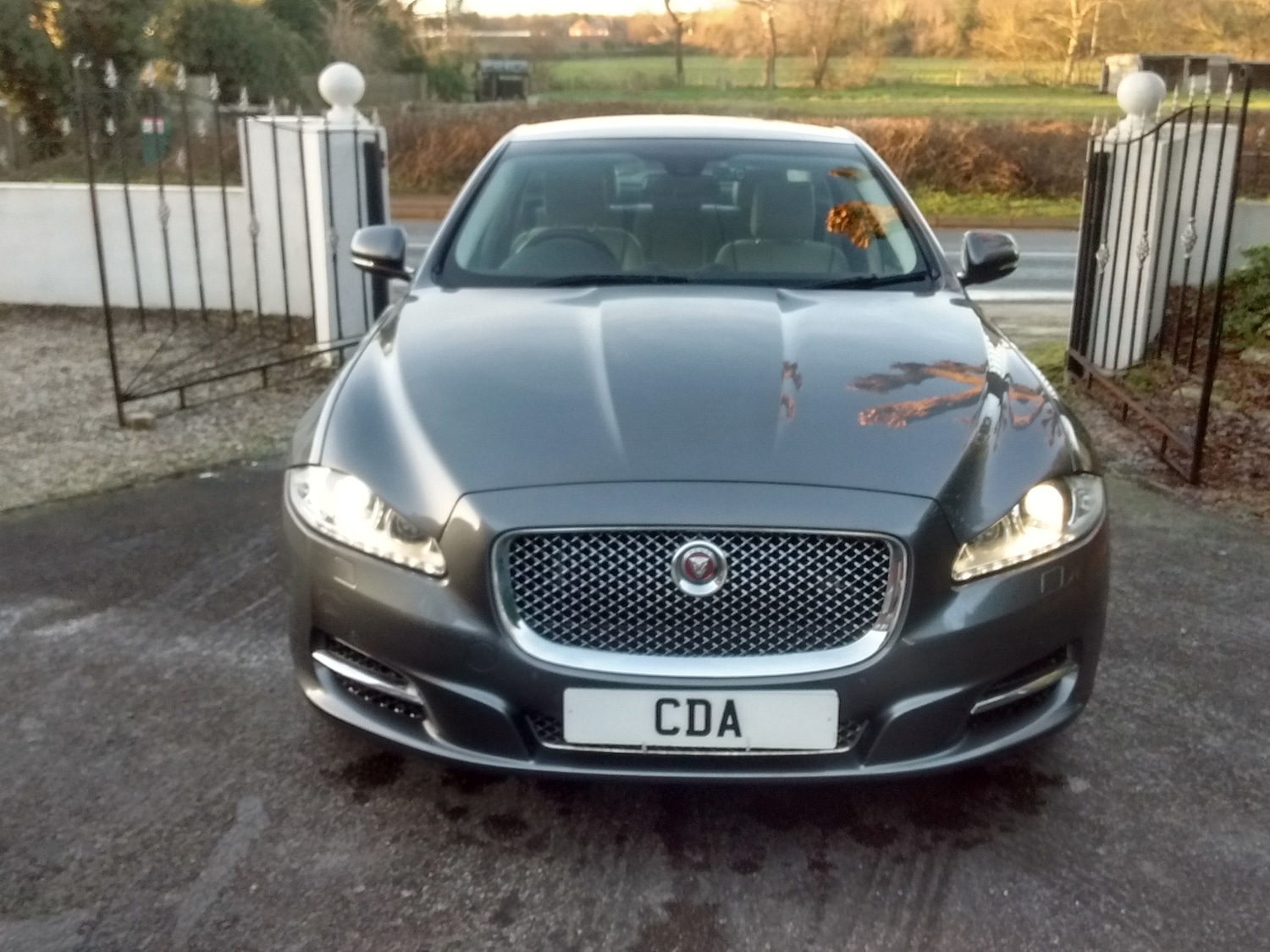 Used Jaguar XJ 2015 for sale - 77151560: Photo 3