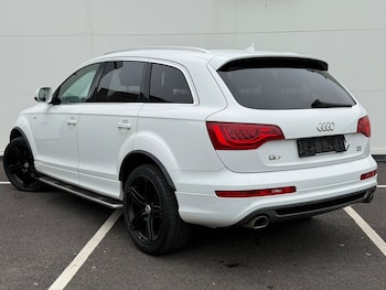 Used Audi Q7 2013 for sale - 77980000: Photo