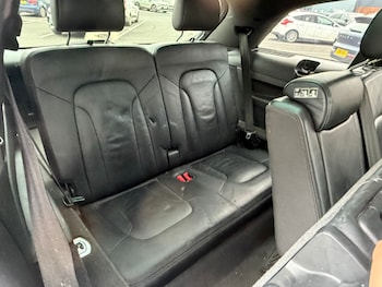 Used Audi Q7 2013 for sale - 77980000: Photo