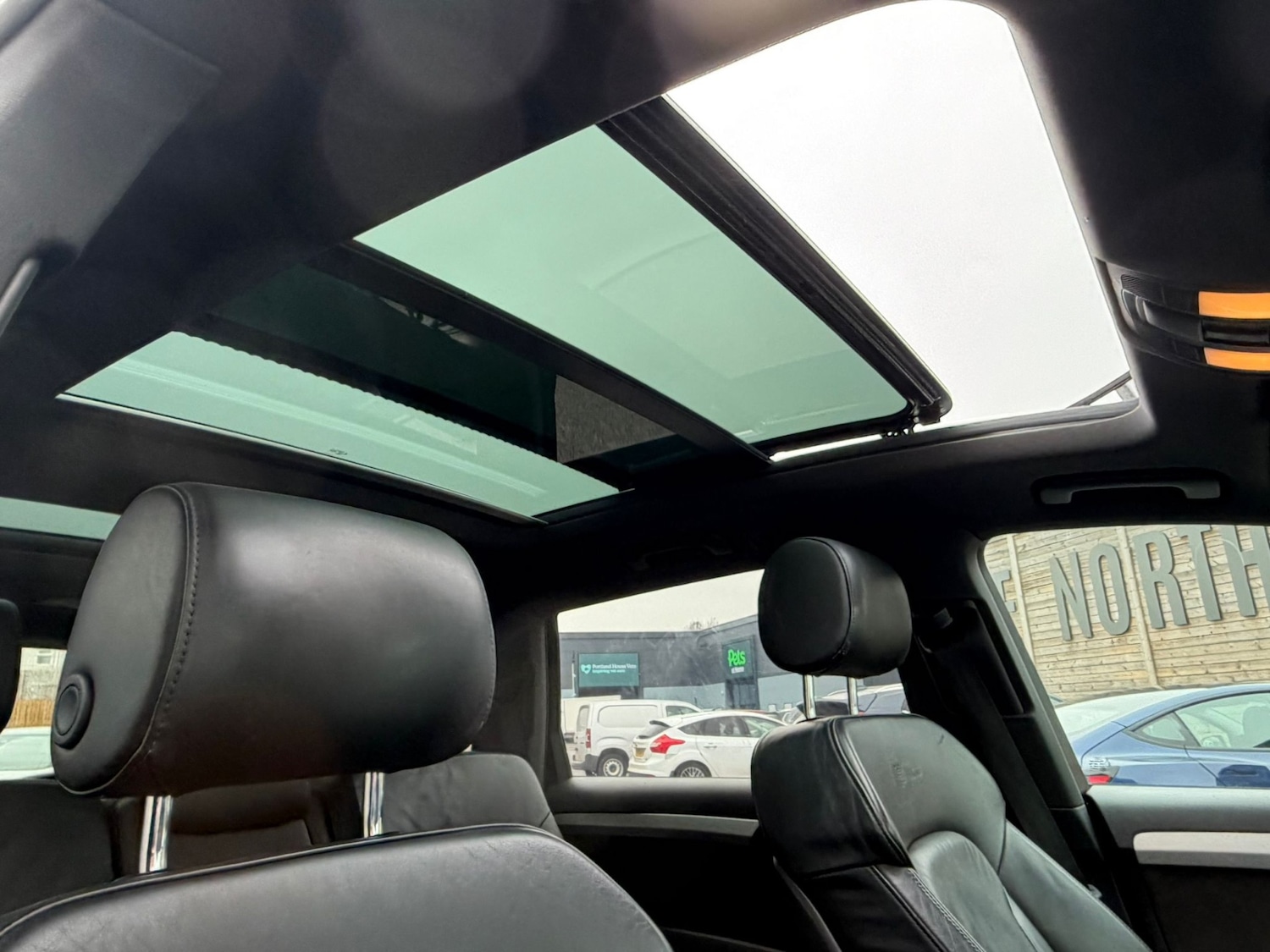 Used Audi Q7 2013 for sale - 77980000: Photo 6