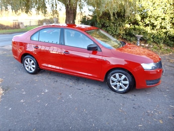 Used Skoda Rapid 2014 for sale - 76625667: Photo