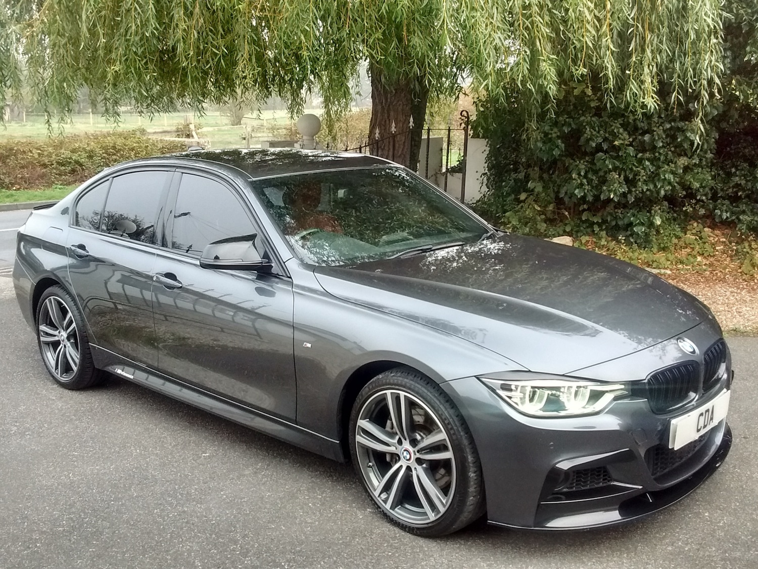 Used BMW 3 Series 2016 for sale - 76236546: Photo 1