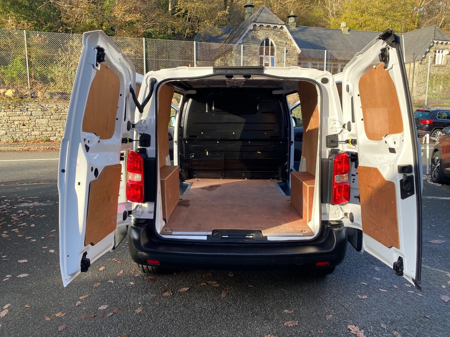 Used Peugeot Expert 2021 for sale - 76566426: Photo 11