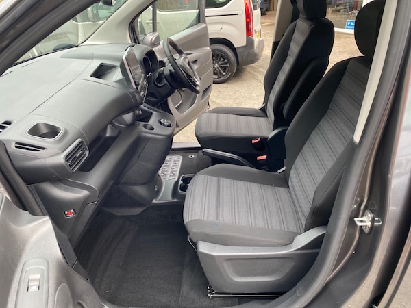 Used Vauxhall Combo Life 2020 for sale - 75690189: Photo 12