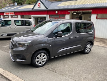 Vauxhall - Combo Life