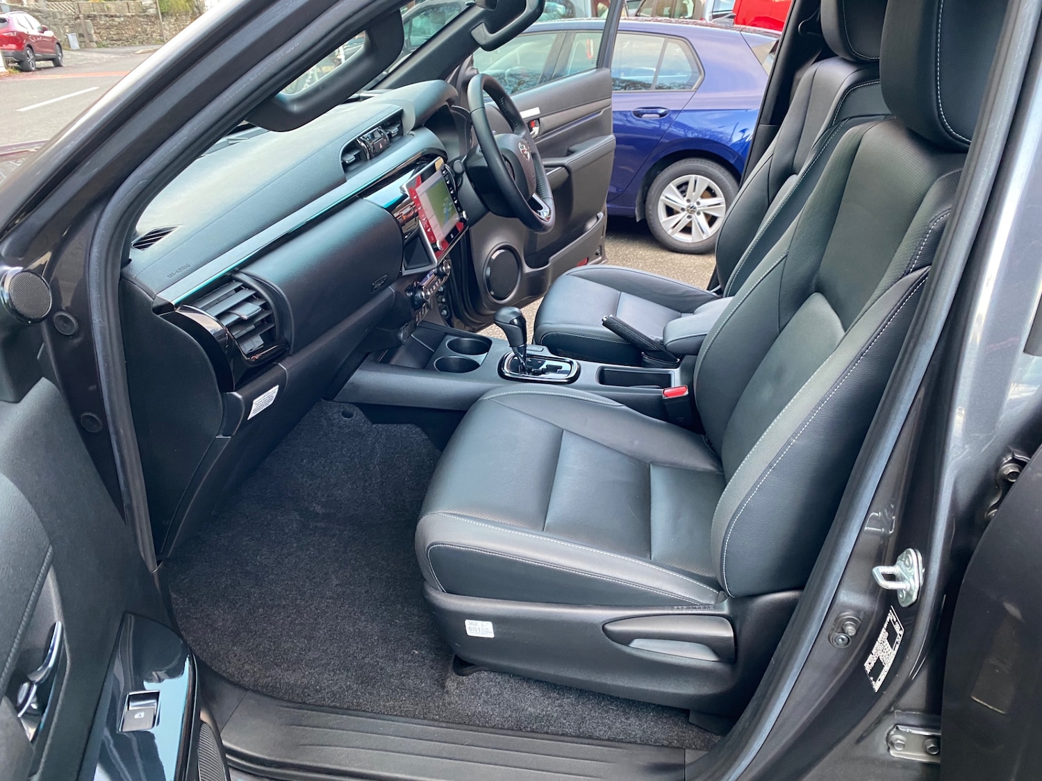 Used Toyota Hilux 2021 for sale - 76817933: Photo 13