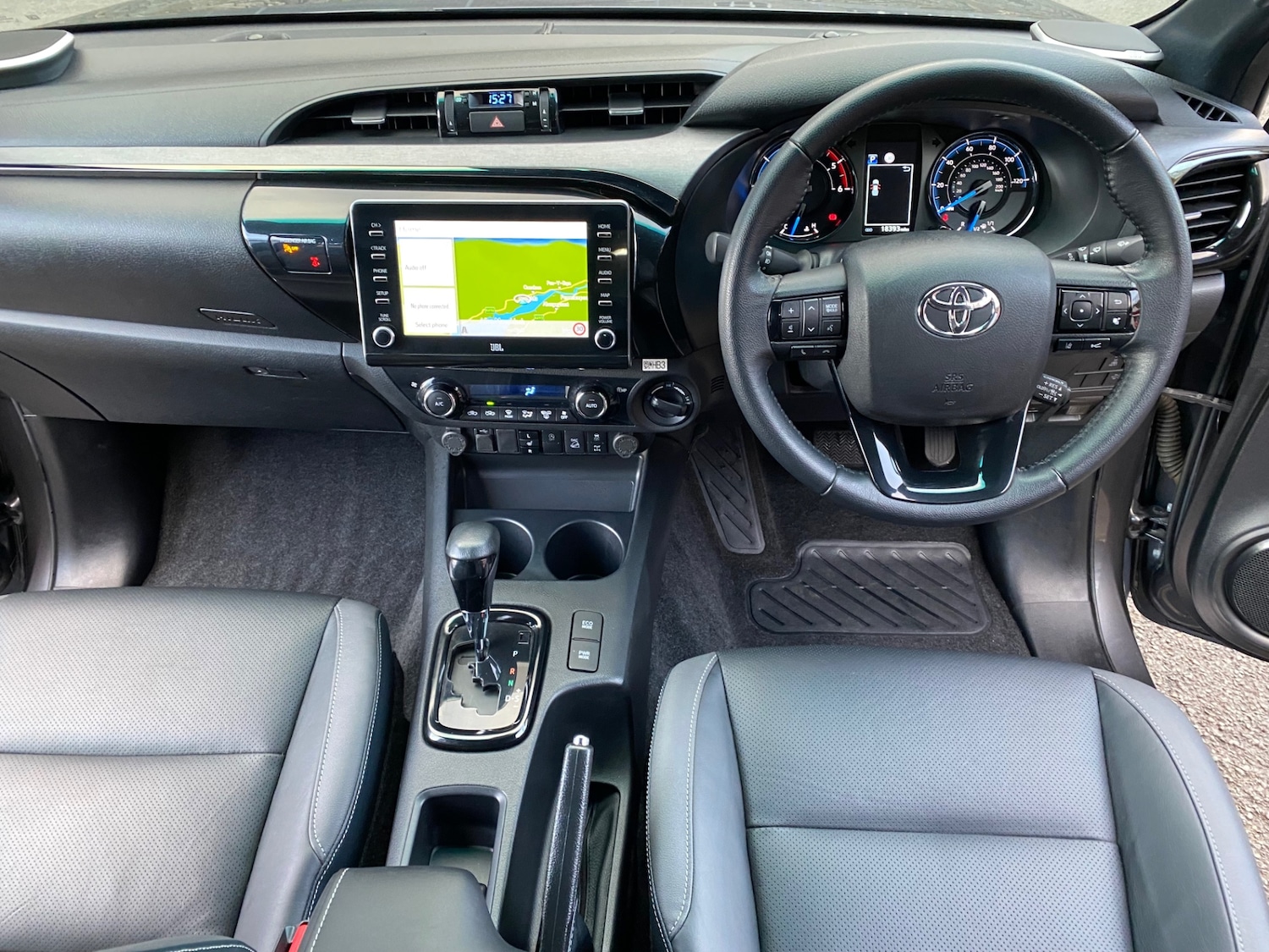 Used Toyota Hilux 2021 for sale - 76817933: Photo 16