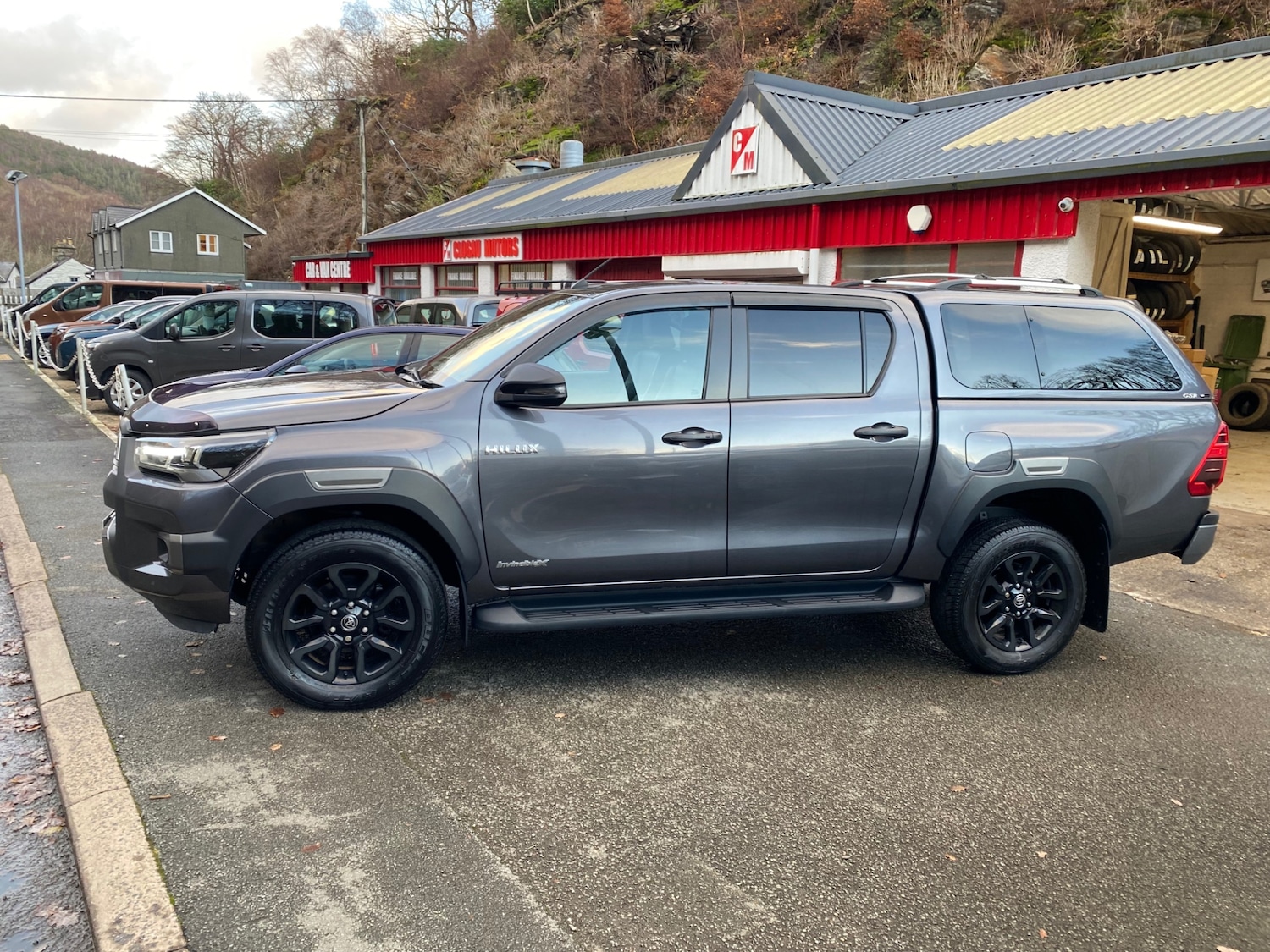 Used Toyota Hilux 2021 for sale - 76817933: Photo 2