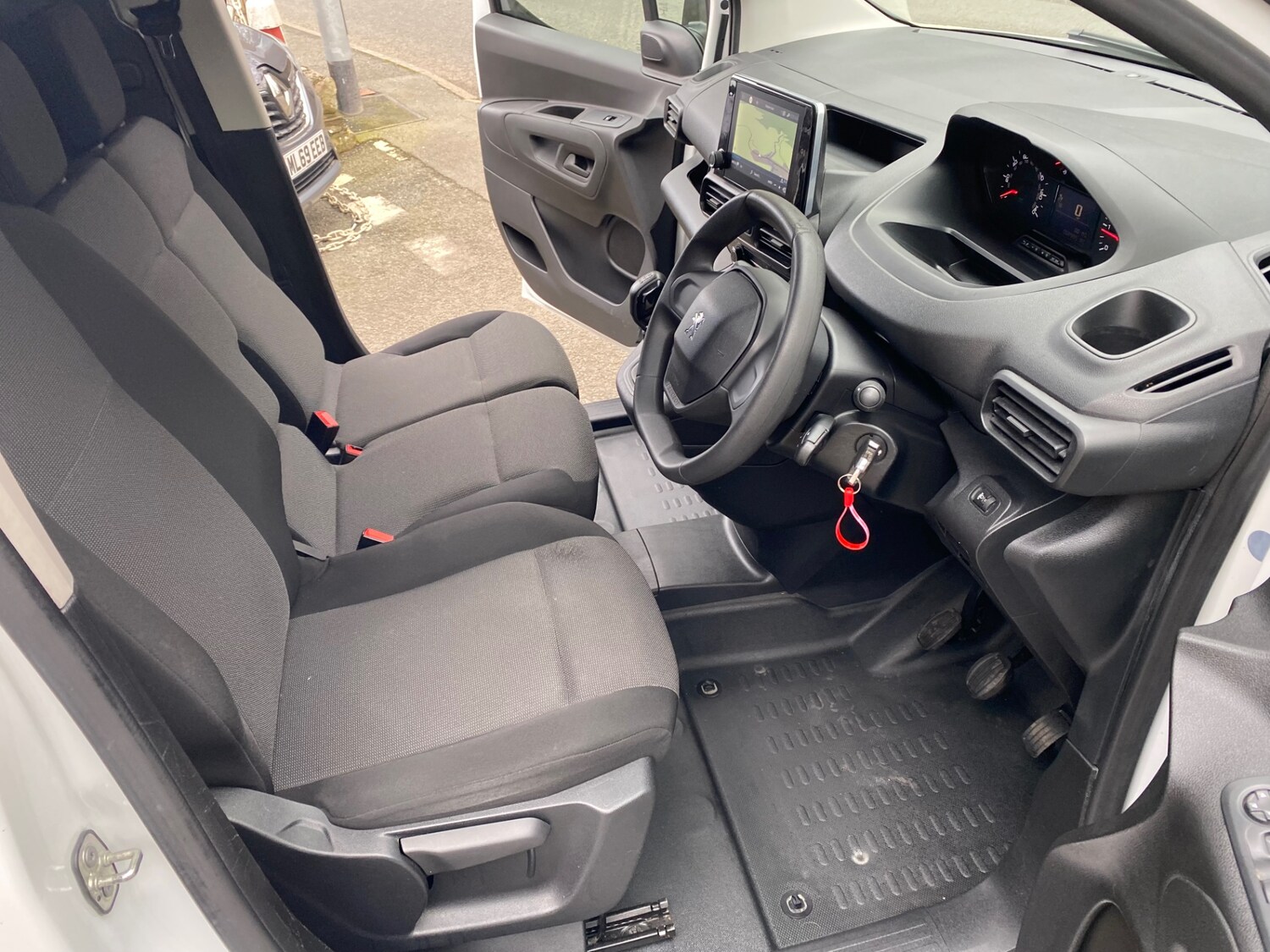 Used Peugeot Partner 2020 for sale - 77877835: Photo 13